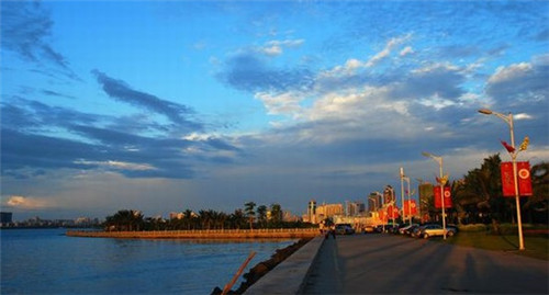 2025中餐加盟店还能赚钱吗，加盟爱福蛙花艺餐厅品牌口碑怎么样